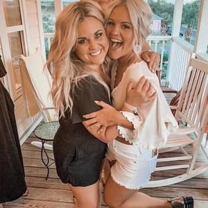 Meet your Posher, Alana